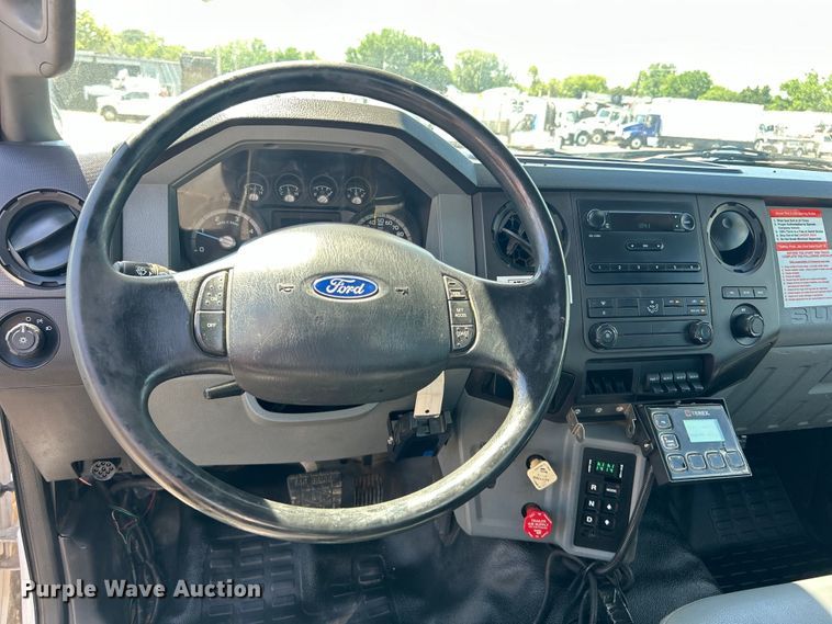 image for item EG1572 2011 Ford F750 Super Duty digger derrick truck