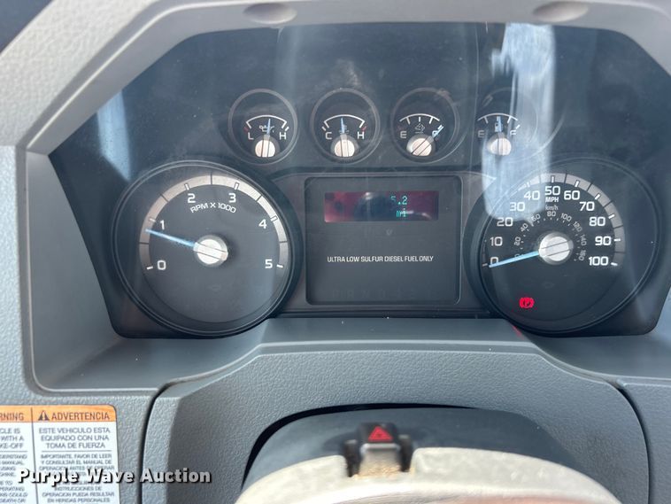 image for item EG1572 2011 Ford F750 Super Duty digger derrick truck