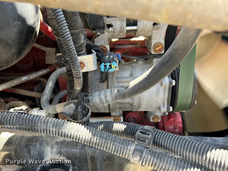 image for item EG1572 2011 Ford F750 Super Duty digger derrick truck