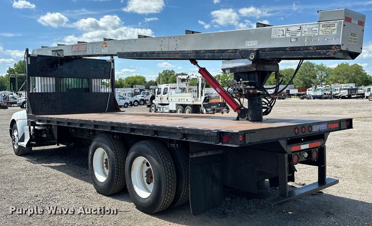image for item EG1574 2009 Kenworth  T370 shingle conveyor truck