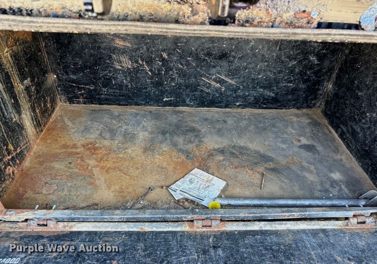 image for item EG1574 2009 Kenworth  T370 shingle conveyor truck