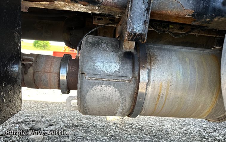 image for item EG1574 2009 Kenworth  T370 shingle conveyor truck