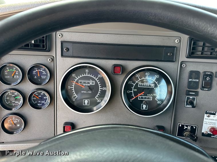 image for item EG1574 2009 Kenworth  T370 shingle conveyor truck