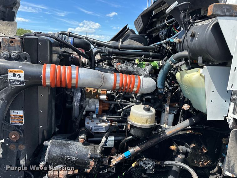 image for item EG1574 2009 Kenworth  T370 shingle conveyor truck