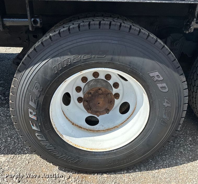 image for item EG1574 2009 Kenworth  T370 shingle conveyor truck