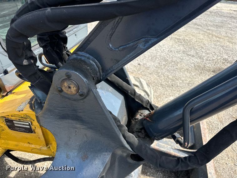 image for item EG1575 2014 John Deere  50G mini excavator