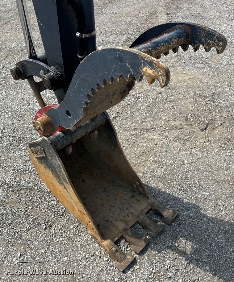 image for item EG1575 2014 John Deere  50G mini excavator