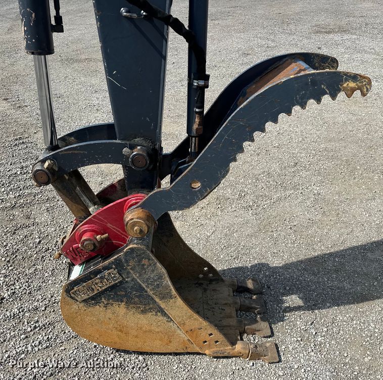 image for item EG1575 2014 John Deere  50G mini excavator