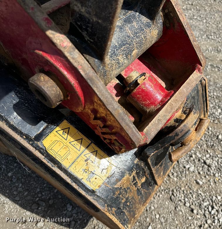 image for item EG1575 2014 John Deere  50G mini excavator