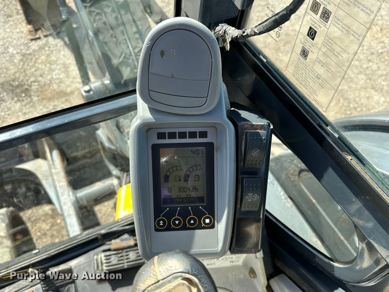 image for item EG1575 2014 John Deere  50G mini excavator