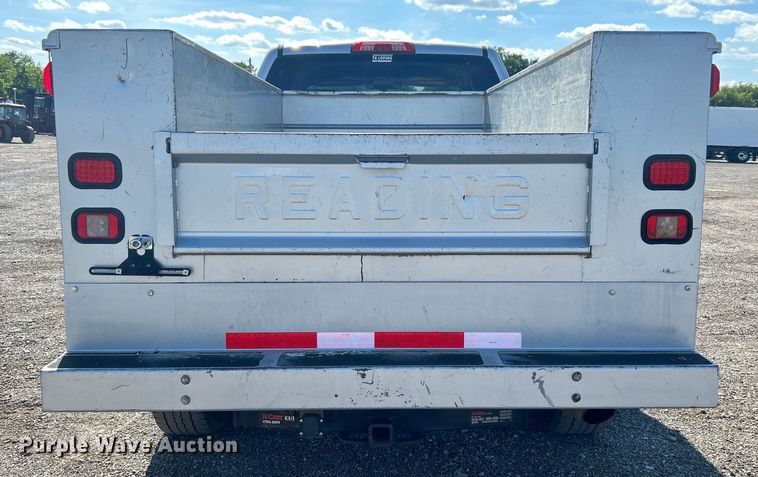 image for item EG1577 2016 Chevrolet Silverado 3500HD Crew Cab utility bed pickup truck
