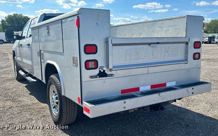 image for item EG1577 2016 Chevrolet Silverado 3500HD Crew Cab utility bed pickup truck