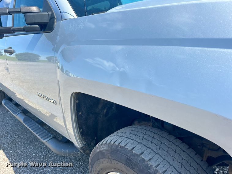 image for item EG1577 2016 Chevrolet Silverado 3500HD Crew Cab utility bed pickup truck