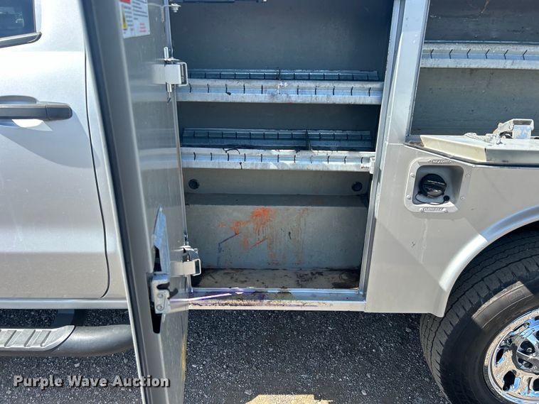 image for item EG1577 2016 Chevrolet Silverado 3500HD Crew Cab utility bed pickup truck