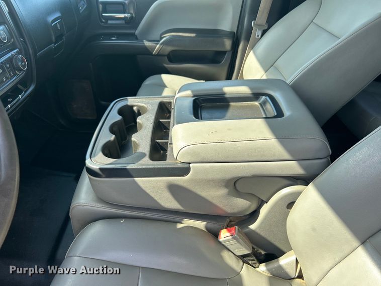 image for item EG1577 2016 Chevrolet Silverado 3500HD Crew Cab utility bed pickup truck