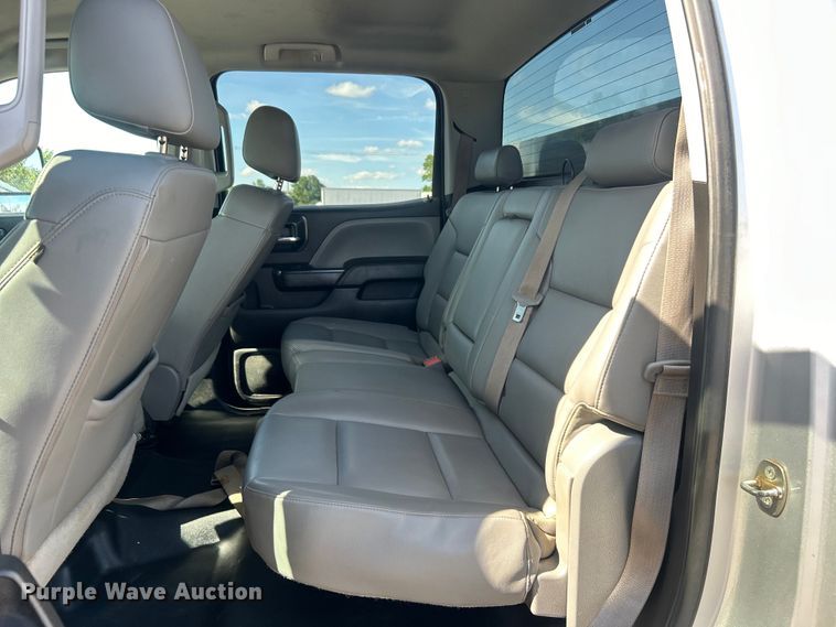 image for item EG1577 2016 Chevrolet Silverado 3500HD Crew Cab utility bed pickup truck