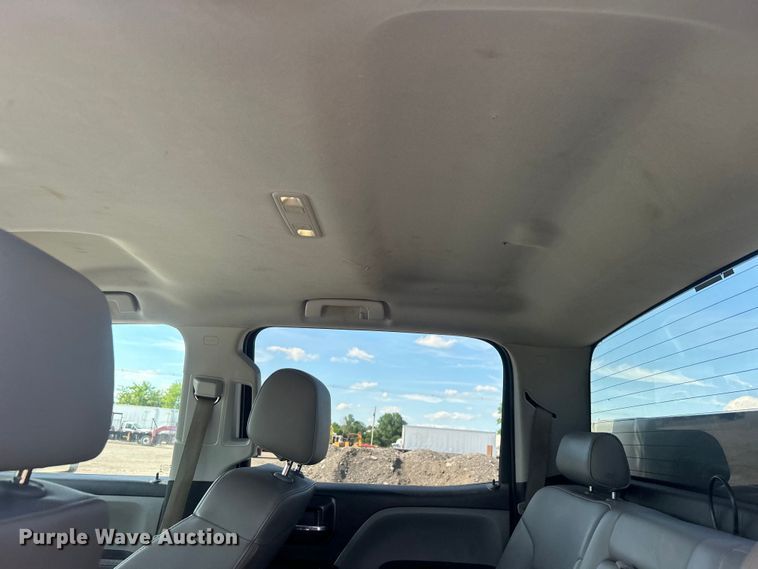 image for item EG1577 2016 Chevrolet Silverado 3500HD Crew Cab utility bed pickup truck