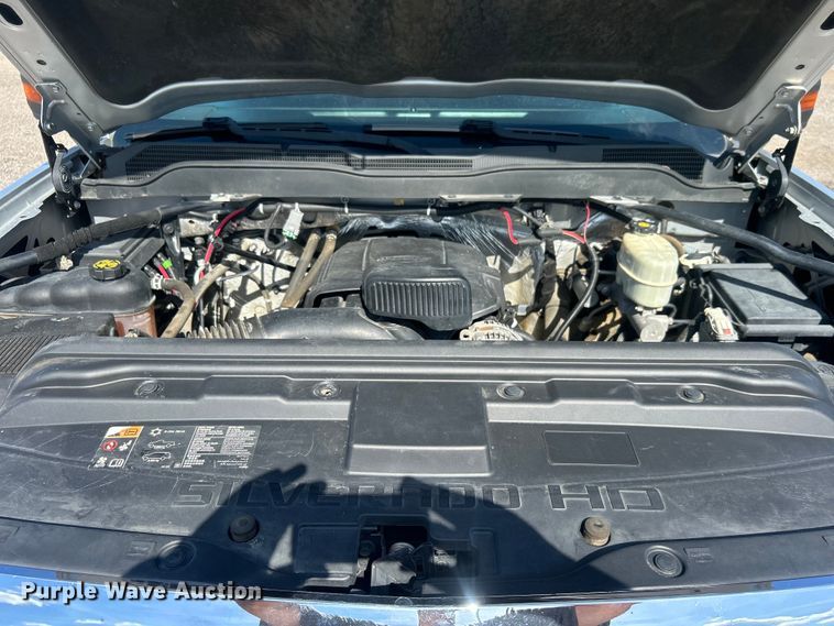 image for item EG1577 2016 Chevrolet Silverado 3500HD Crew Cab utility bed pickup truck