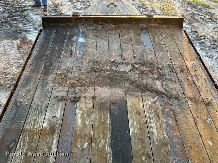 image for item EH5405 2014 Kaufman equipment trailer