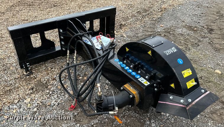 image for item EH6741 2023 TopCat ECSSSTG200 skid steer stump grinder