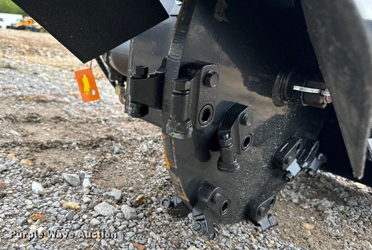 image for item EH6741 2023 TopCat ECSSSTG200 skid steer stump grinder