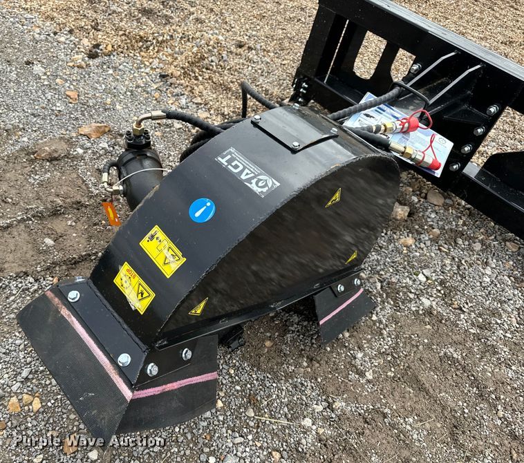 image for item EH6741 2023 TopCat ECSSSTG200 skid steer stump grinder