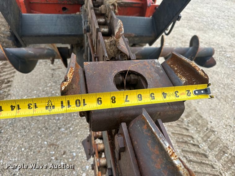 image for item EH6746 2013 Ditch Witch RT120 Quad trencher