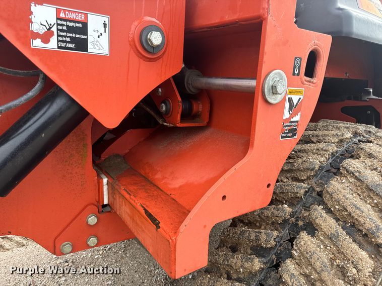 image for item EH6746 2013 Ditch Witch RT120 Quad trencher