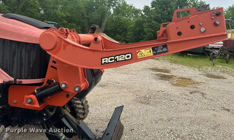 image for item EH6746 2013 Ditch Witch RT120 Quad trencher