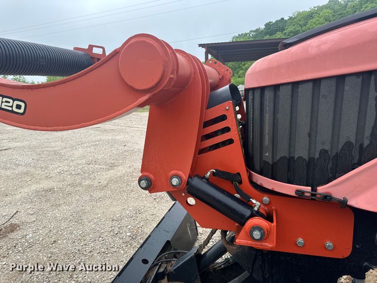 image for item EH6746 2013 Ditch Witch RT120 Quad trencher