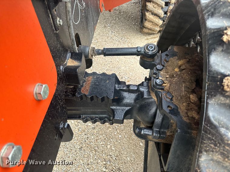 image for item EH6746 2013 Ditch Witch RT120 Quad trencher