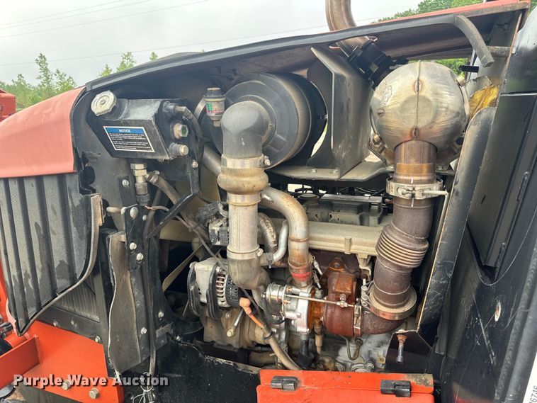 image for item EH6746 2013 Ditch Witch RT120 Quad trencher