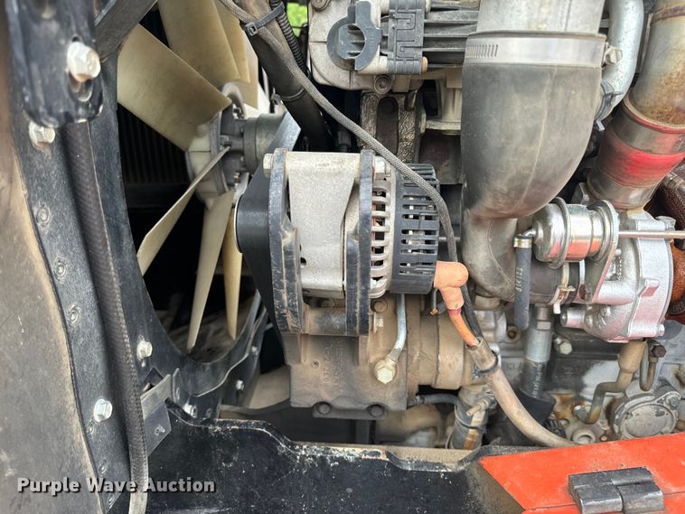 image for item EH6746 2013 Ditch Witch RT120 Quad trencher