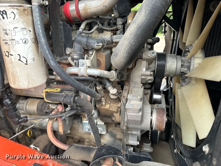 image for item EH6746 2013 Ditch Witch RT120 Quad trencher