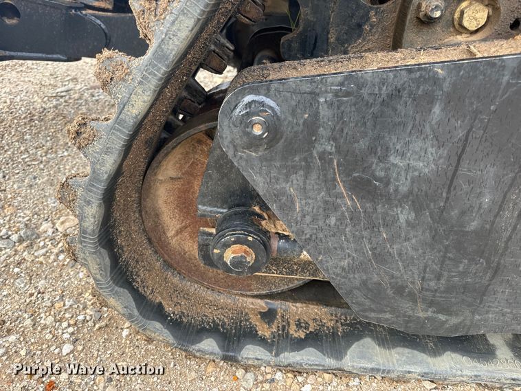 image for item EH6746 2013 Ditch Witch RT120 Quad trencher