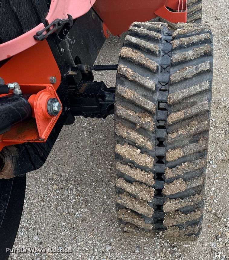 image for item EH6746 2013 Ditch Witch RT120 Quad trencher