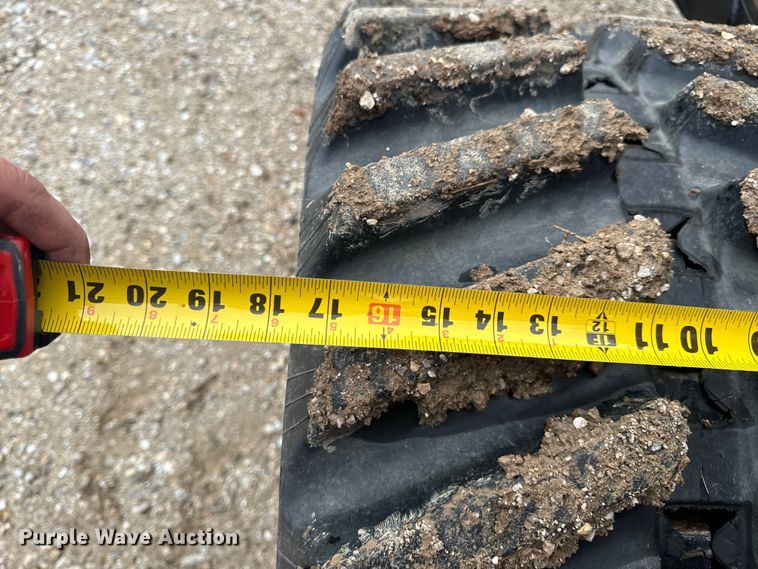 image for item EH6746 2013 Ditch Witch RT120 Quad trencher