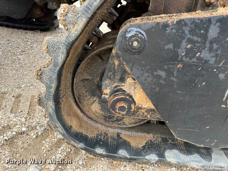 image for item EH6746 2013 Ditch Witch RT120 Quad trencher