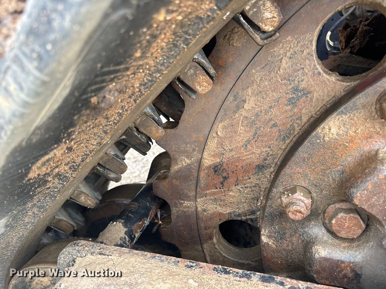 image for item EH6746 2013 Ditch Witch RT120 Quad trencher