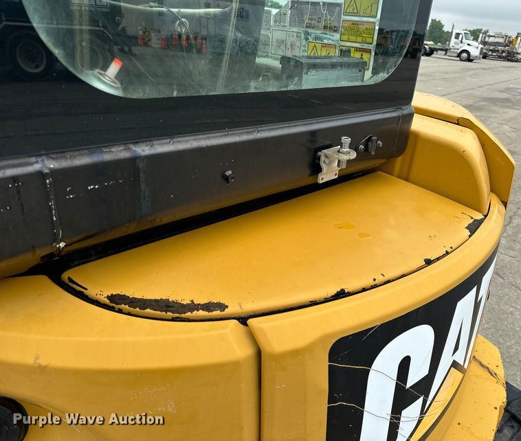 image for item EH6748 2013 Caterpillar 305E CR mini excavator