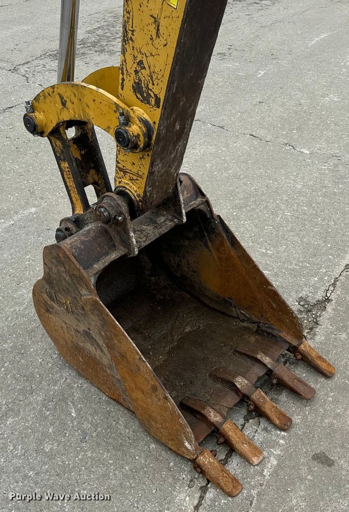 image for item EH6748 2013 Caterpillar 305E CR mini excavator