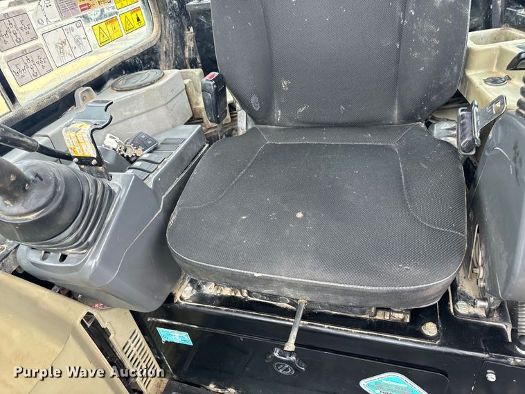 image for item EH6748 2013 Caterpillar 305E CR mini excavator