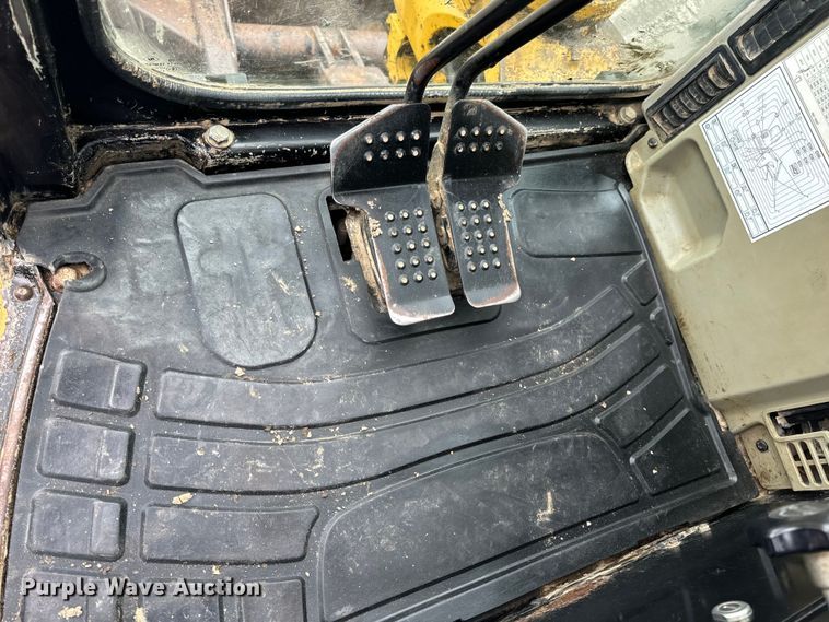 image for item EH6748 2013 Caterpillar 305E CR mini excavator