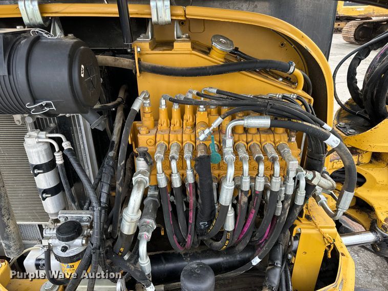 image for item EH6748 2013 Caterpillar 305E CR mini excavator