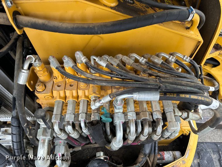 image for item EH6748 2013 Caterpillar 305E CR mini excavator