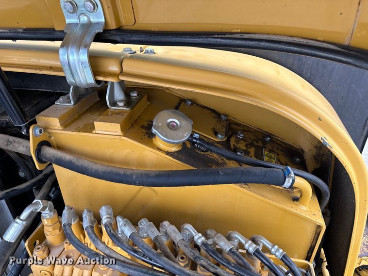 image for item EH6748 2013 Caterpillar 305E CR mini excavator