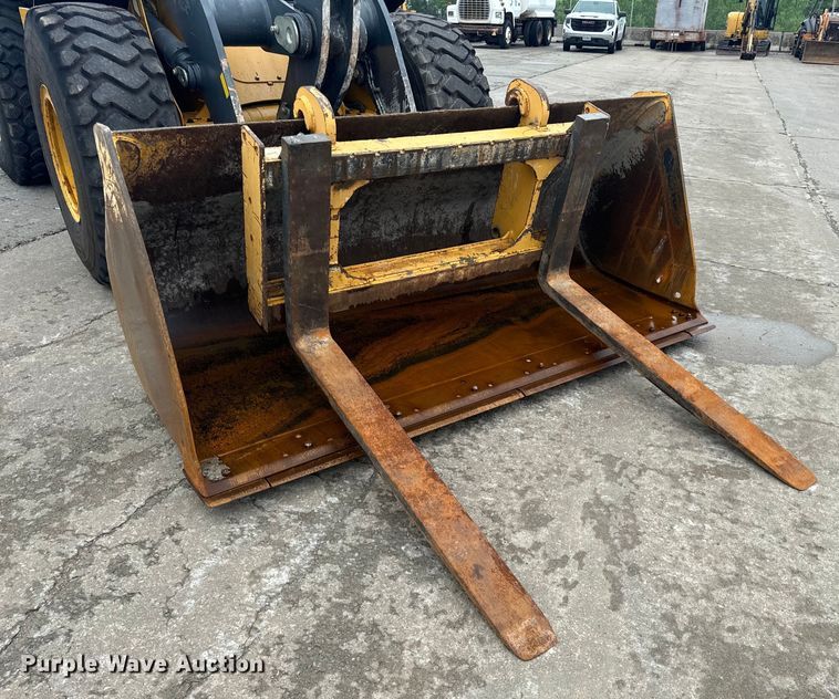 image for item EH6750 2013 John Deere 544K wheel loader