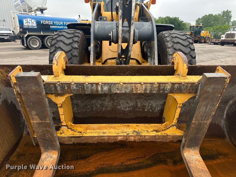 image for item EH6750 2013 John Deere 544K wheel loader