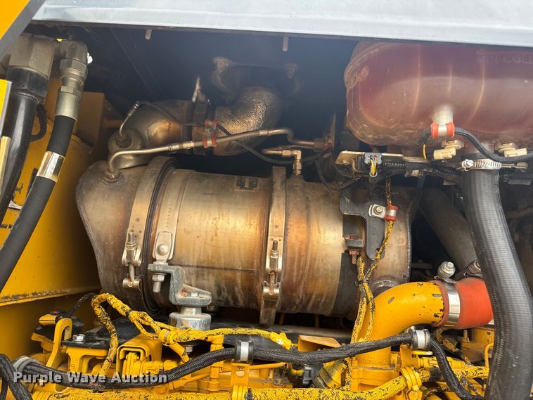 image for item EH6750 2013 John Deere 544K wheel loader