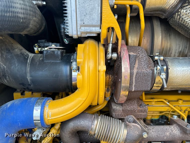 image for item EH6750 2013 John Deere 544K wheel loader